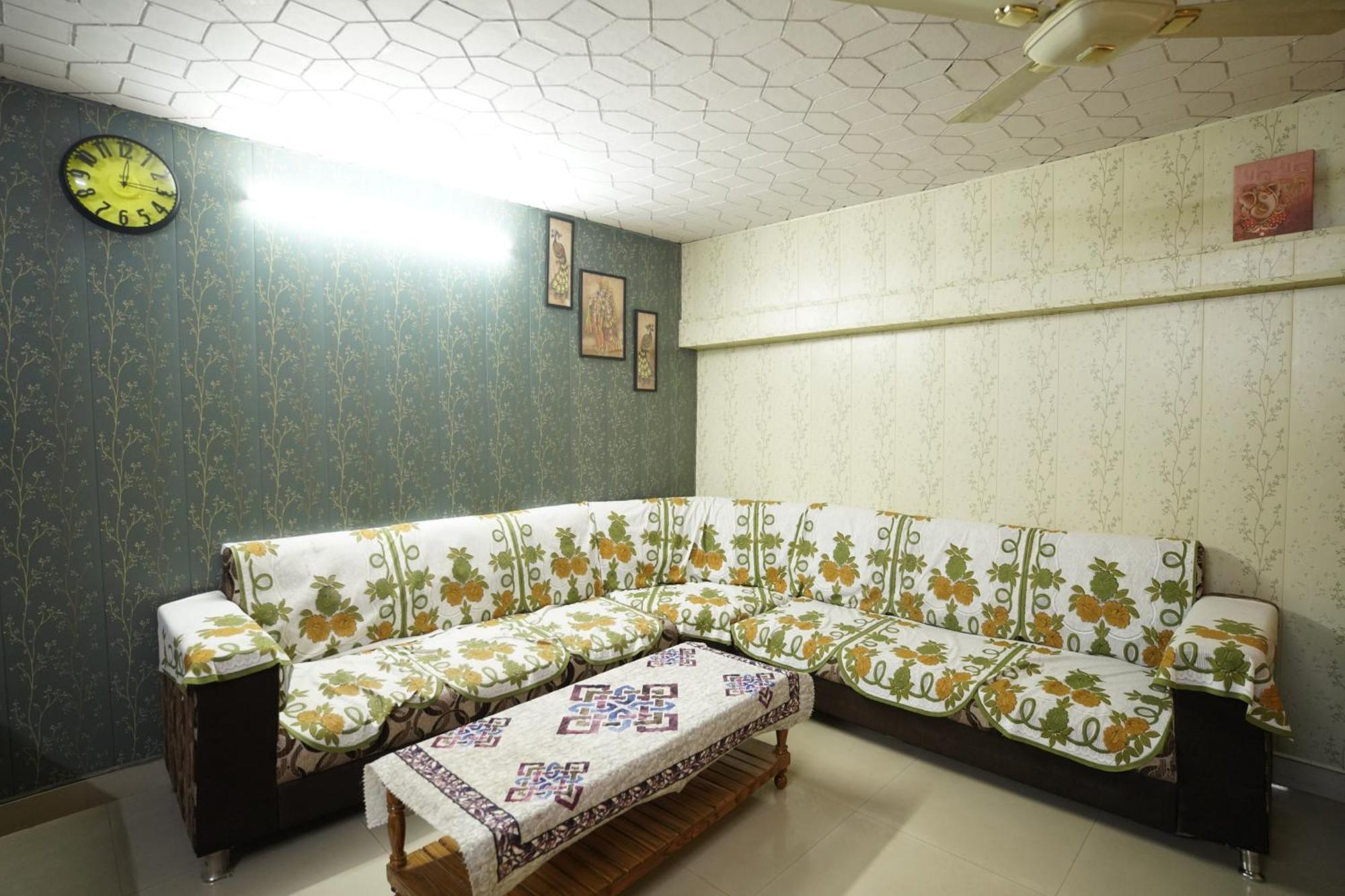 Kashi Dham Homestay Varanasi Exterior foto